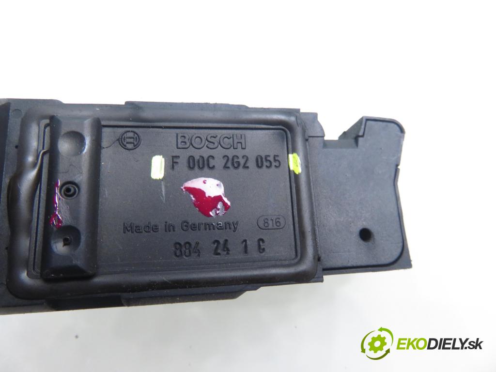 VW POLO (9N_) HB 2008 59,00 1.4 TDI - BNV 1422,00 váha vzduchu vzduchu F00C2G2055