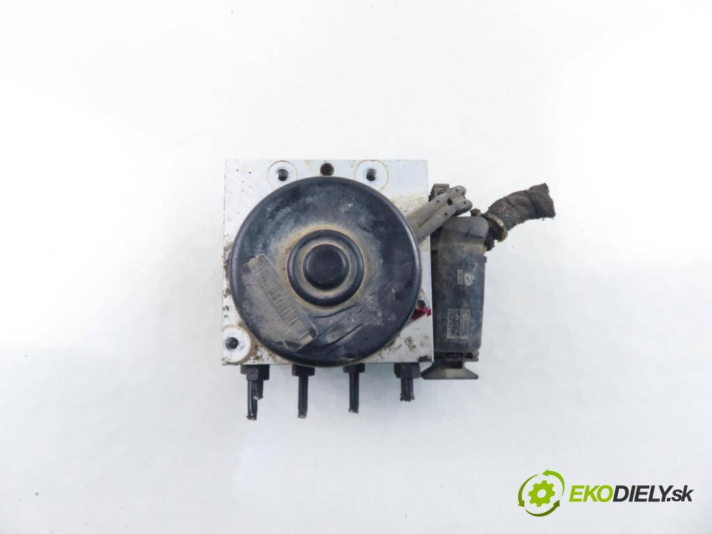 AUDI A3 (8L1) HB 1998 74,00 1.6 8V 101 - AEH 1595,00 Pumpa ABS 1J0614117A ; 1J0907379 ; 10094603203 (Pumpa ABS)