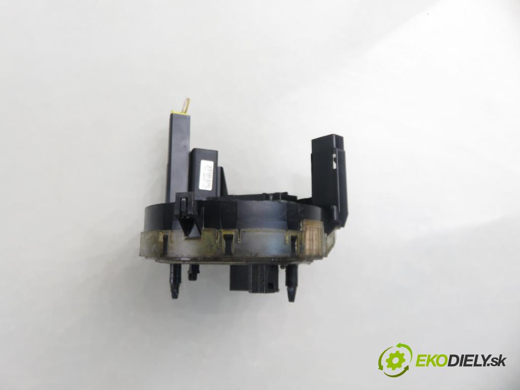 AUDI A4 Avant (8E5, B6) KOMBI 2002 96,00 1.9 TDI PD 130 - AVF 1896,00 PÁSKA: air BAG 8E0953541C