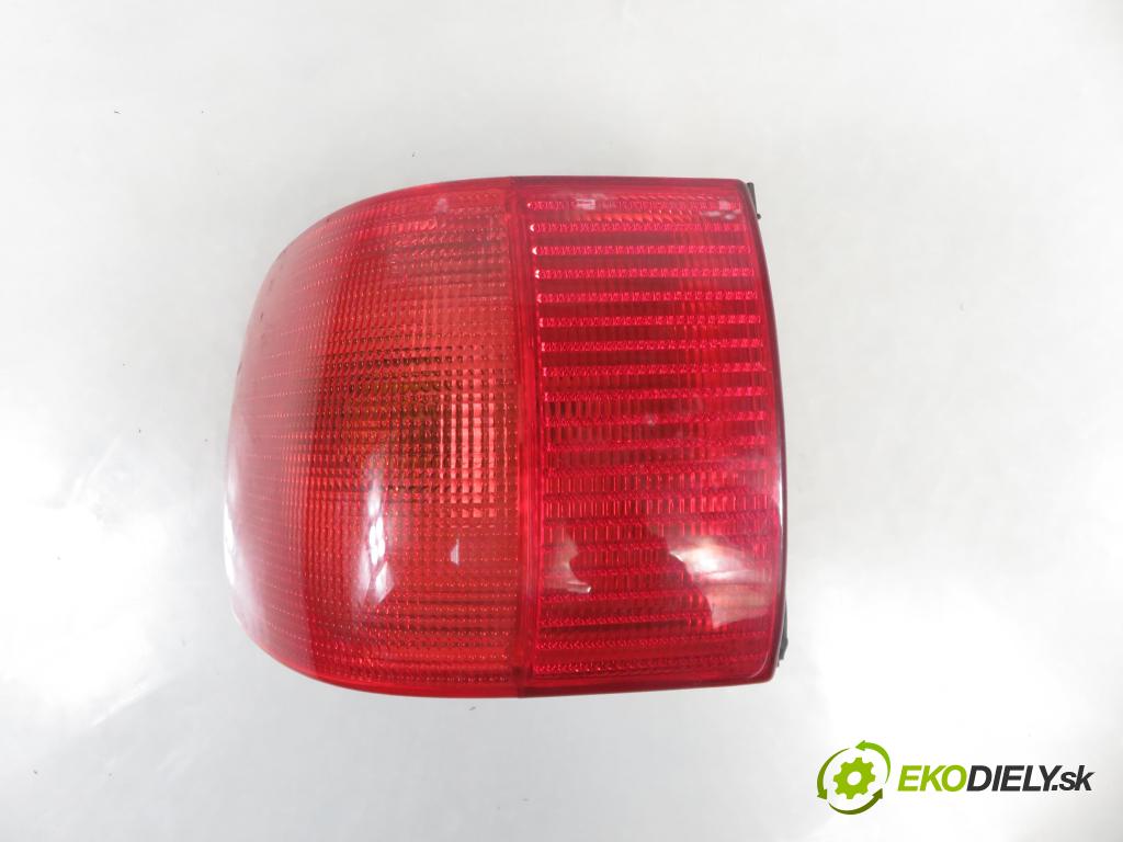 AUDI 80 (8C, B4) SEDAN 1992 66,00 1.9 TDI - 1Z 1896,00 světlo levé zadní 