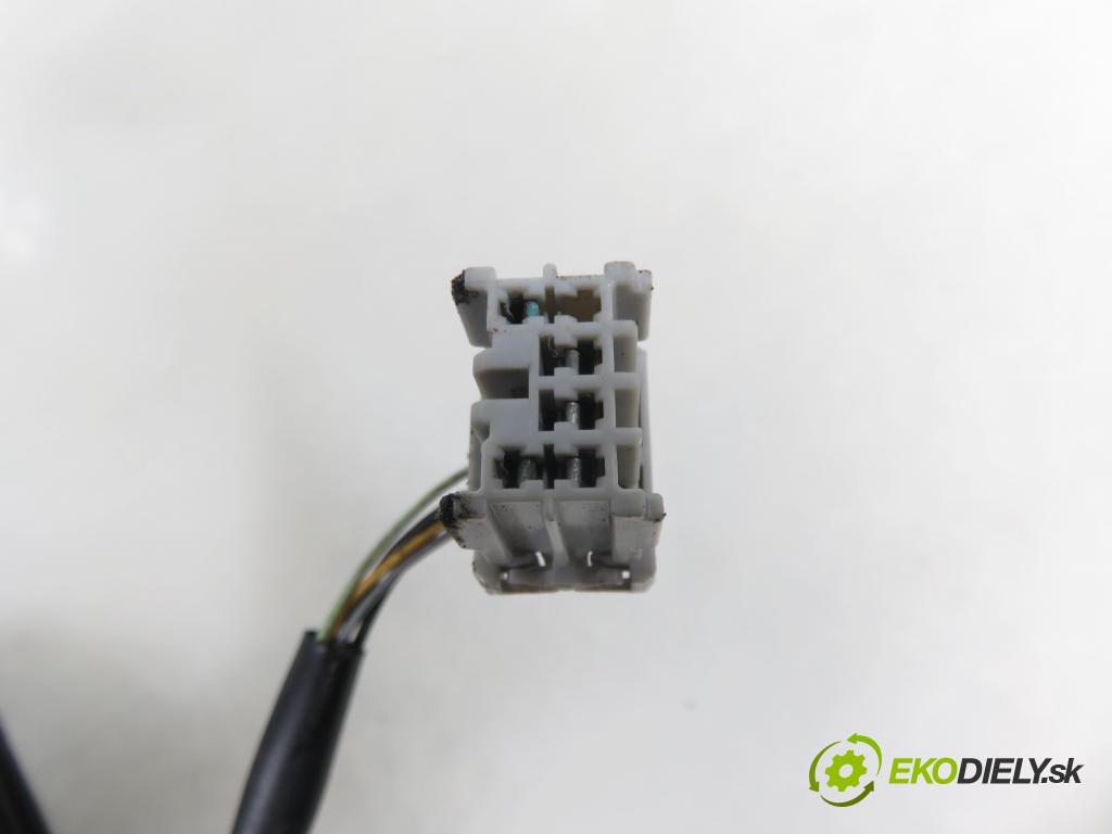 HONDA ACCORD VI (CK, CG, CH, CF8) SEDAN 2000 100,00 1.8 i (CG8) - F18B2 1850,00 zpětné zrcátko LE