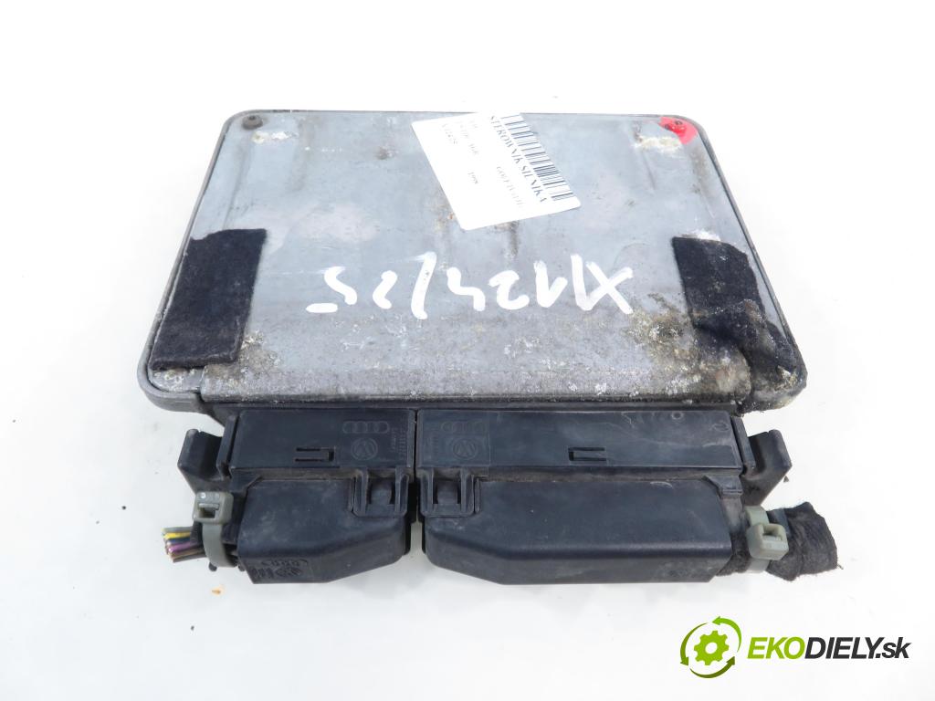 VW GOLF IV (1J1) HB 1998 66,00 1.9 TDI - AGR 1896,00 Riadiaca jednotka Motor 038906018D ; 0281001611