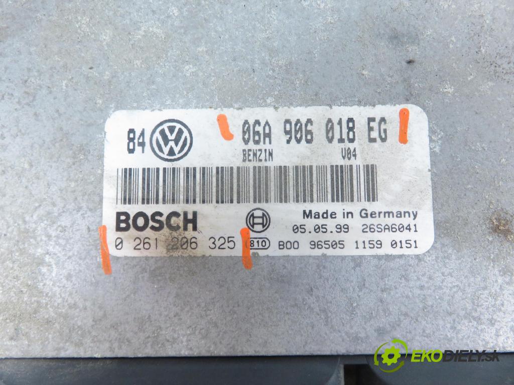 VW BORA (1J2) SEDAN 1999 85,00 2 - APK 1984,00 Riadiaca jednotka Motor 06A906018EG ; 0261206325