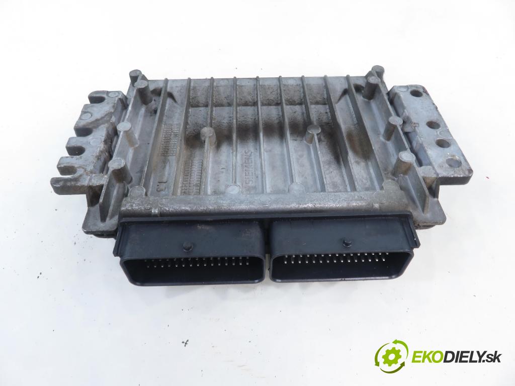 RENAULT CLIO II (BB_, CB_) HB 2001 55,00 1.4 (B/CB0C) - E7J 780 1390,00 Riadiaca jednotka Motor 7700115097 ; S110030304 ; 7700110471