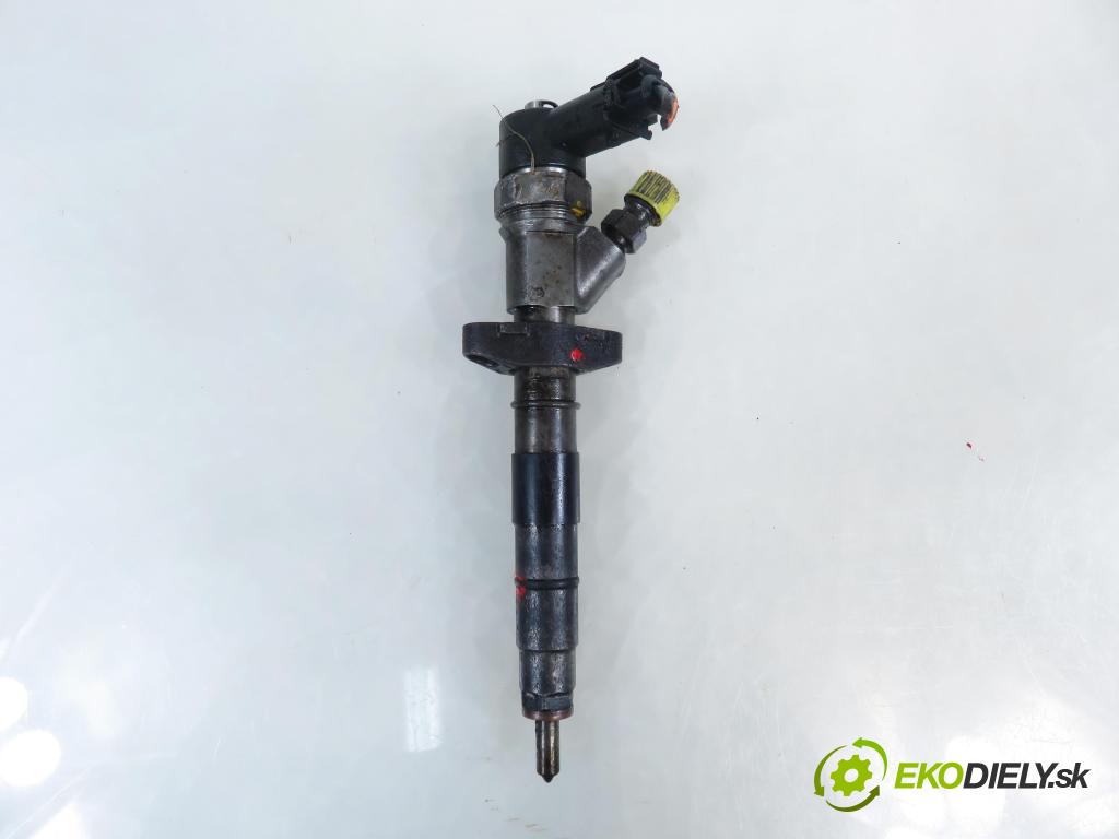 OPEL VIVARO A Skrzynia (X83) FURGON 2005 99,00 2.5 DTI 135 - G9U 730 2464,00 vstrekovač 0445110087 ; 8200101135 (Vstrekovač paliva)