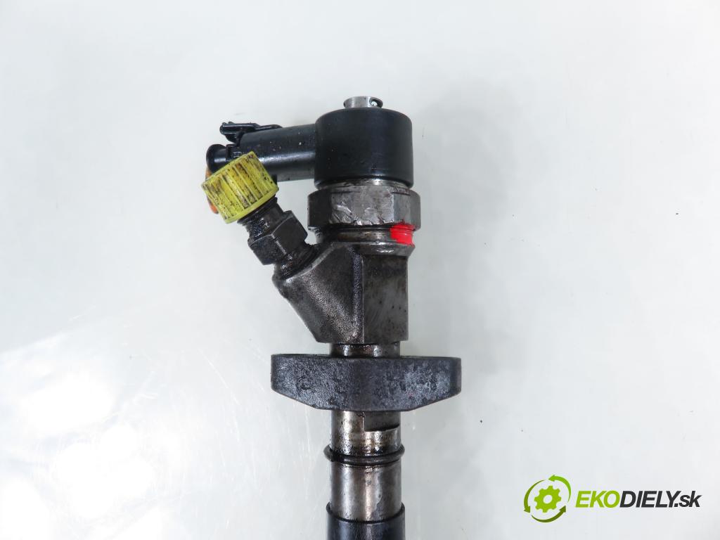 OPEL VIVARO A Skrzynia (X83) FURGON 2005 99,00 2.5 DTI 135 - G9U 730 2464,00 vstrekovač 0445110087 ; 8200101135 (Vstrekovač paliva)