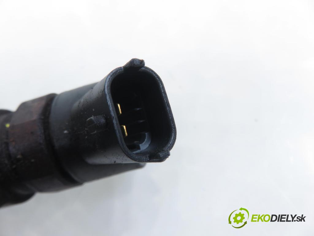 OPEL ZAFIRA B (A05) MINIVAN 2006 88,00 1.9 CDTI 8V 120 - Z 19 DT 1910,00 vstrekovač 0445110276 (Vstrekovač paliva)