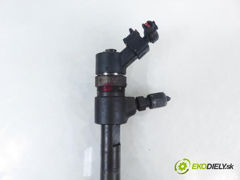 OPEL ZAFIRA B (A05) MINIVAN 2006 88,00 1.9 CDTI 8V 120 - Z 19 DT 1910,00 vstrekovač 0445110276 (Vstrekovač paliva)