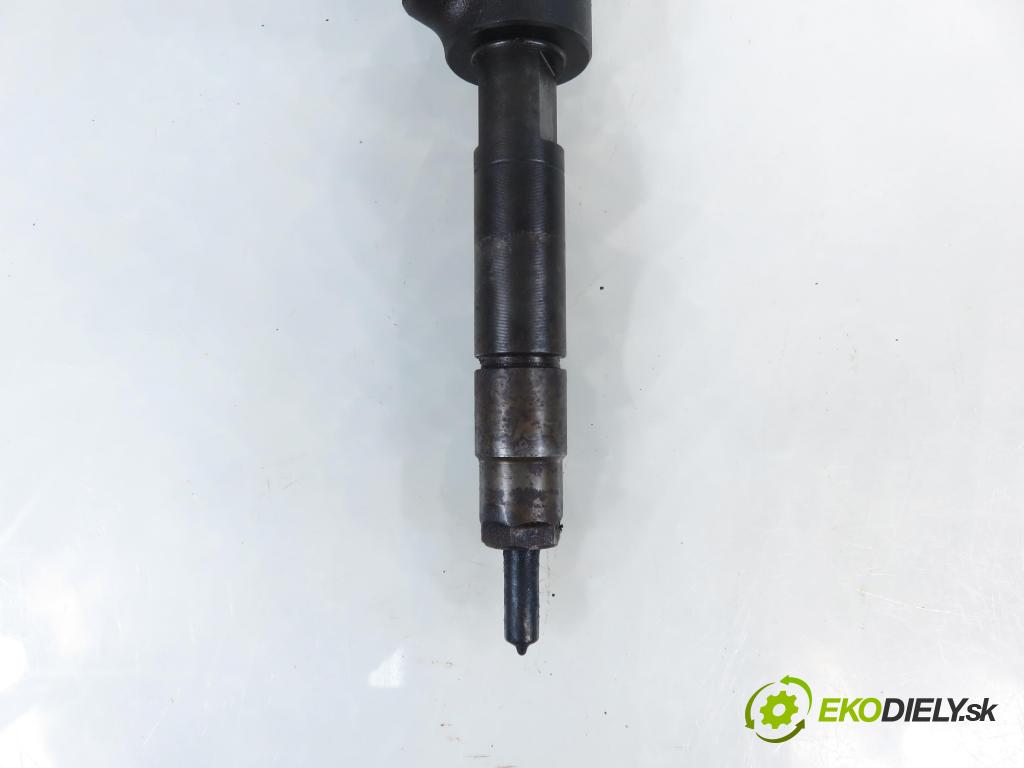 OPEL ZAFIRA B (A05) MINIVAN 2006 88,00 1.9 CDTI 8V 120 - Z 19 DT 1910,00 vstrekovač 0445110276 (Vstrekovač paliva)