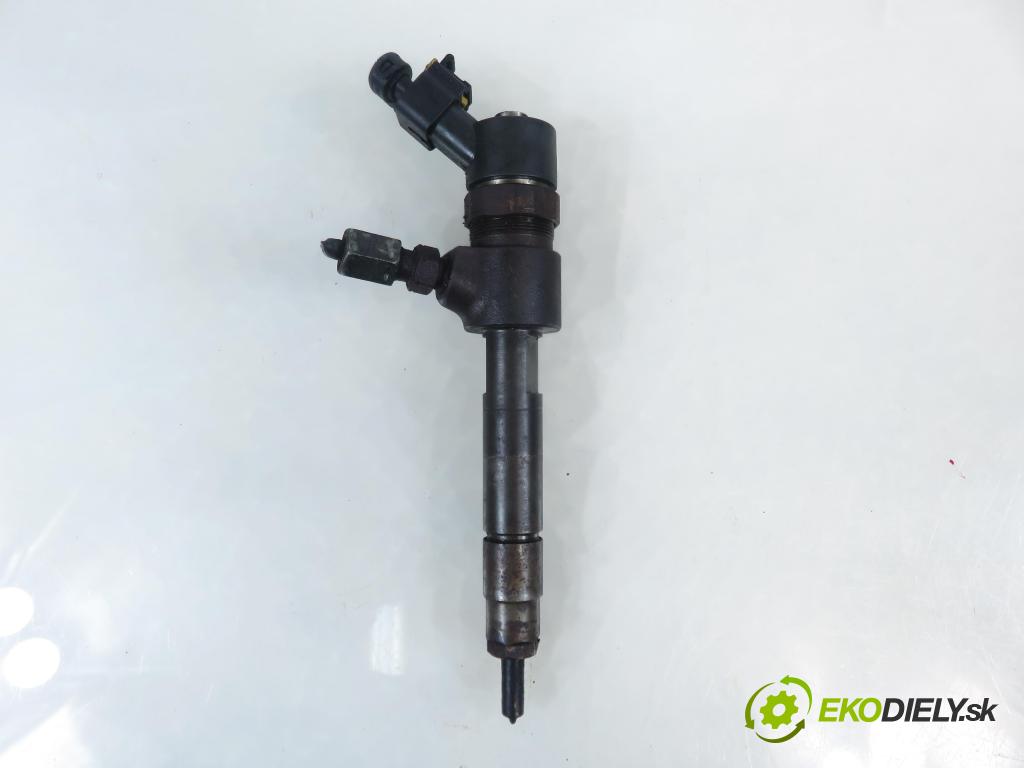 OPEL ZAFIRA B (A05) MINIVAN 2006 88,00 1.9 CDTI 8V 120 - Z 19 DT 1910,00 vstrekovač 0445110276 (Vstrekovač paliva)