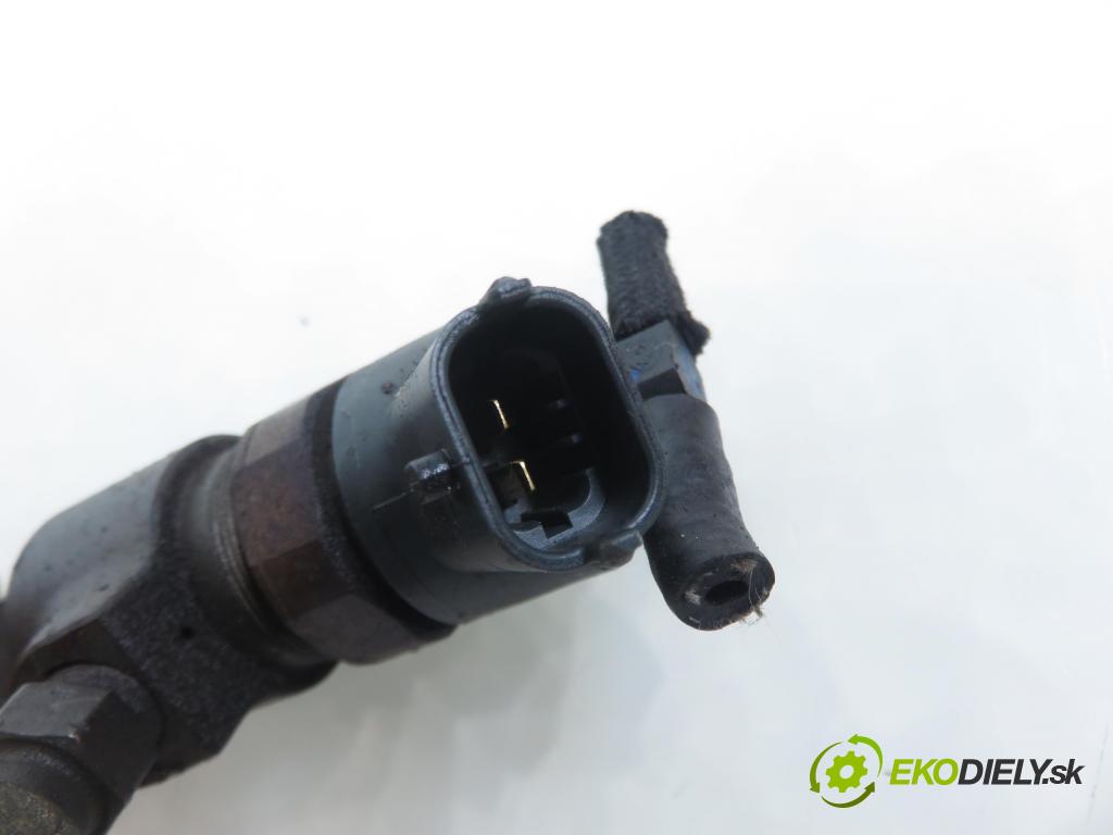 FIAT BRAVO II (198_) HB 2008 88,00 1.9 D Multijet - 192 A8.000 1910,00 vstrekovač 0445110276 (Vstrekovač paliva)