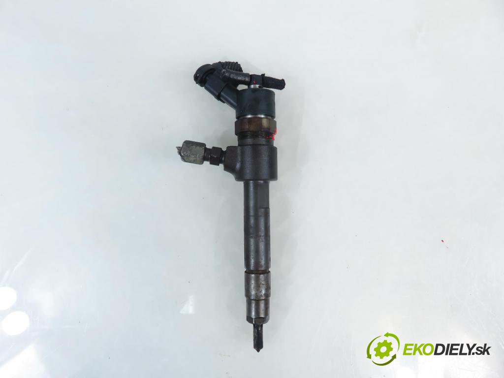 FIAT BRAVO II (198_) HB 2008 88,00 1.9 D Multijet - 192 A8.000 1910,00 vstrekovač 0445110276 (Vstrekovač paliva)