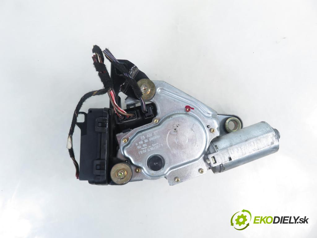 BMW 3 Touring (E46) KOMBI 2002 0,00 330 xd - M57 D30 (306D1) 2926,00 Motorček stierače zadné 8220774
