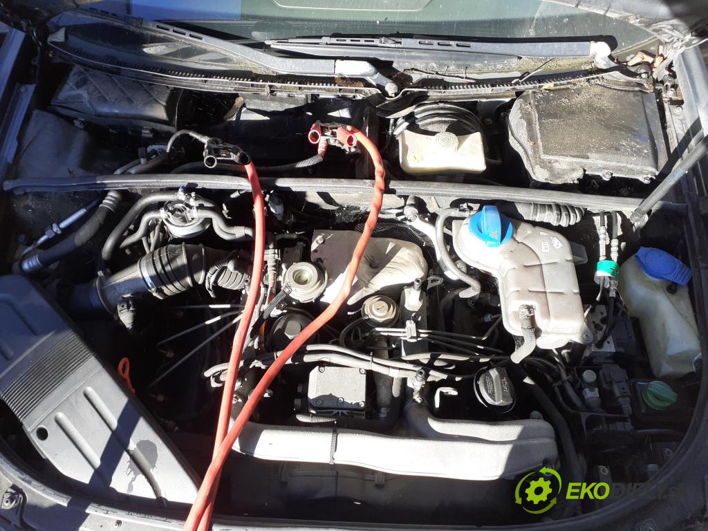 AUDI A4 Avant (8E5, B6) KOMBI 2003 120,00 2.5 V6 TDI 163 - BFC 2496,00 Motor DIESEL BFC