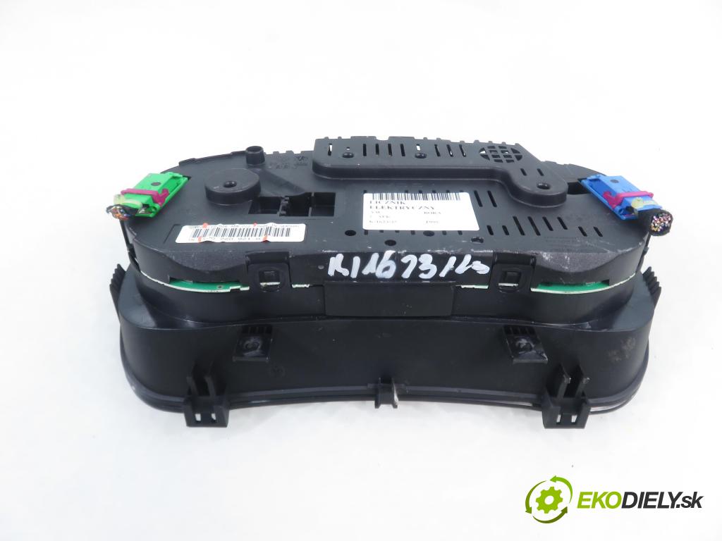 VW BORA (1J2) SEDAN 1999 85,00 2 - APK 1984,00 Prístrojovka elektrický 1J0920821A ; 110008958012
