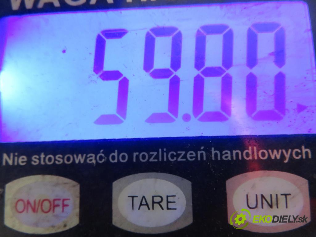 AUDI A4 Avant (8E5, B6) KOMBI 2003 120,00 2.5 V6 TDI 163 - BFC 2496,00 Prevodovka MANUALNA GAZ