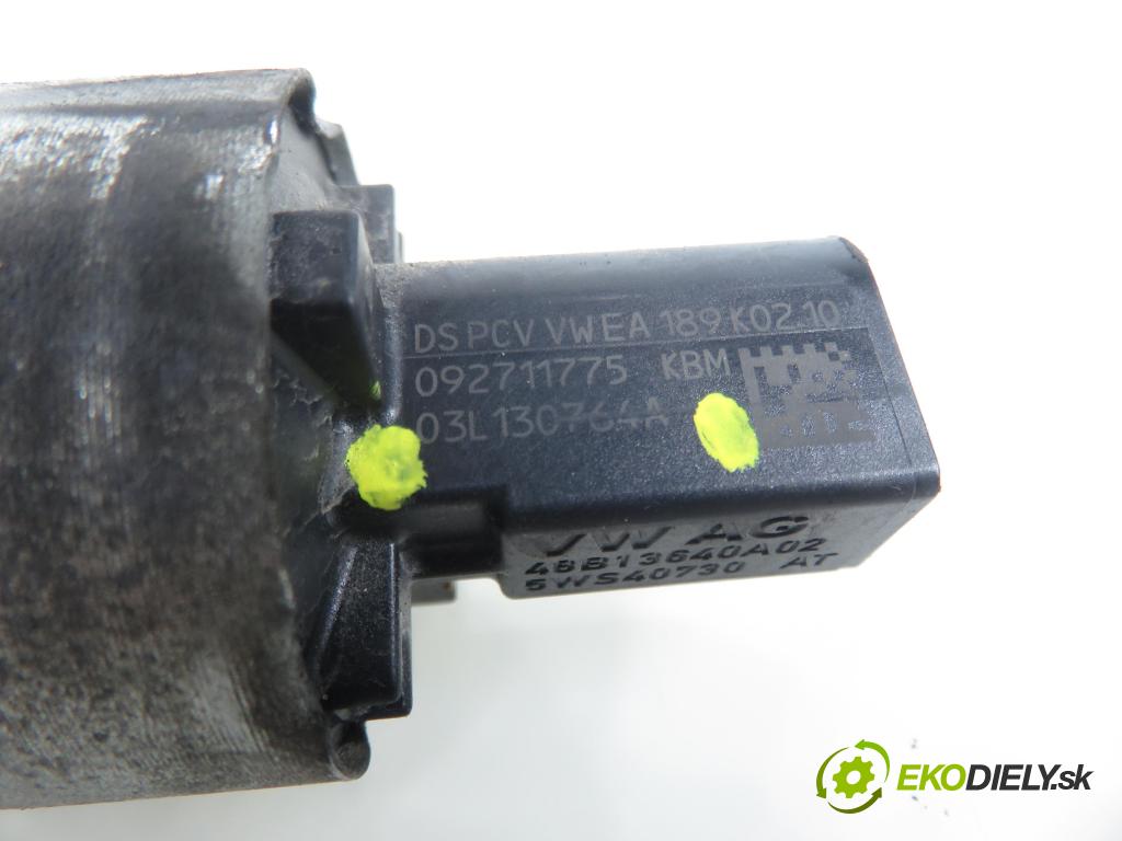 SEAT IBIZA IV (6J5, 6P1) HB 2010 66,00 1.6 TDI - CAYB 1598,00 Lišta vstrekovacia 03L130764A ; 03L130755E ; 03L906051 (Vstrekovacia lišta)