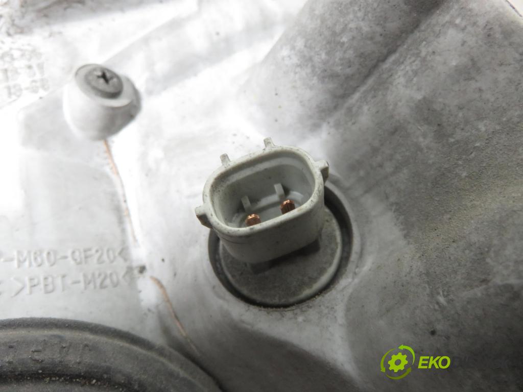 TOYOTA COROLLA Verso (_E12_) MINIVAN 2003 99,00 1.8 VVT-i 135 (ZZE122_) - 1ZZ-FE 1794,00 Svetlo PP