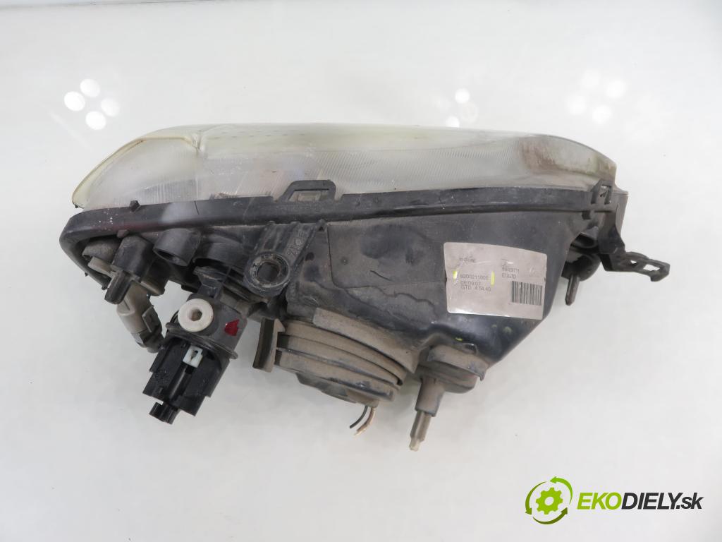 DACIA LOGAN MCV (KS_) KOMBI 2007 55,00 1.4 - K7J 710 1390,00 Svetlo LP 8200211005