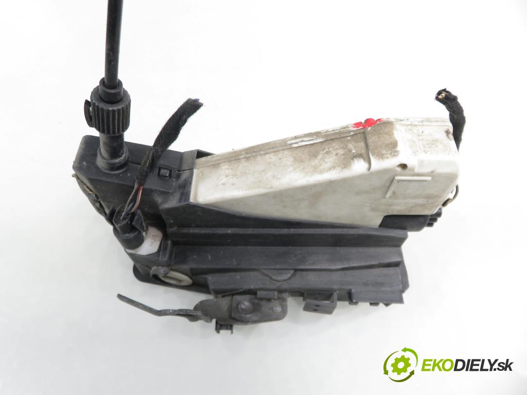 FORD GALAXY (WGR) VAN 2002 85,00 1.9 TDI PD 115 - AUY 1896,00 zámok 93BG220A20DD