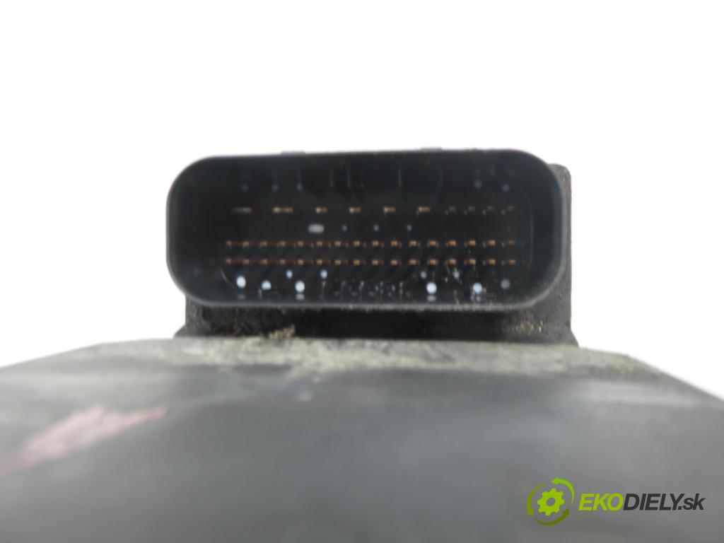 AUDI A4 Avant (8E5, B6) KOMBI 2002 96,00 1.9 TDI PD 130 - AVF 1896,00 Pumpa ABS 0265950011 ; 8E0614517 ; 0265225048 (Pumpa ABS)