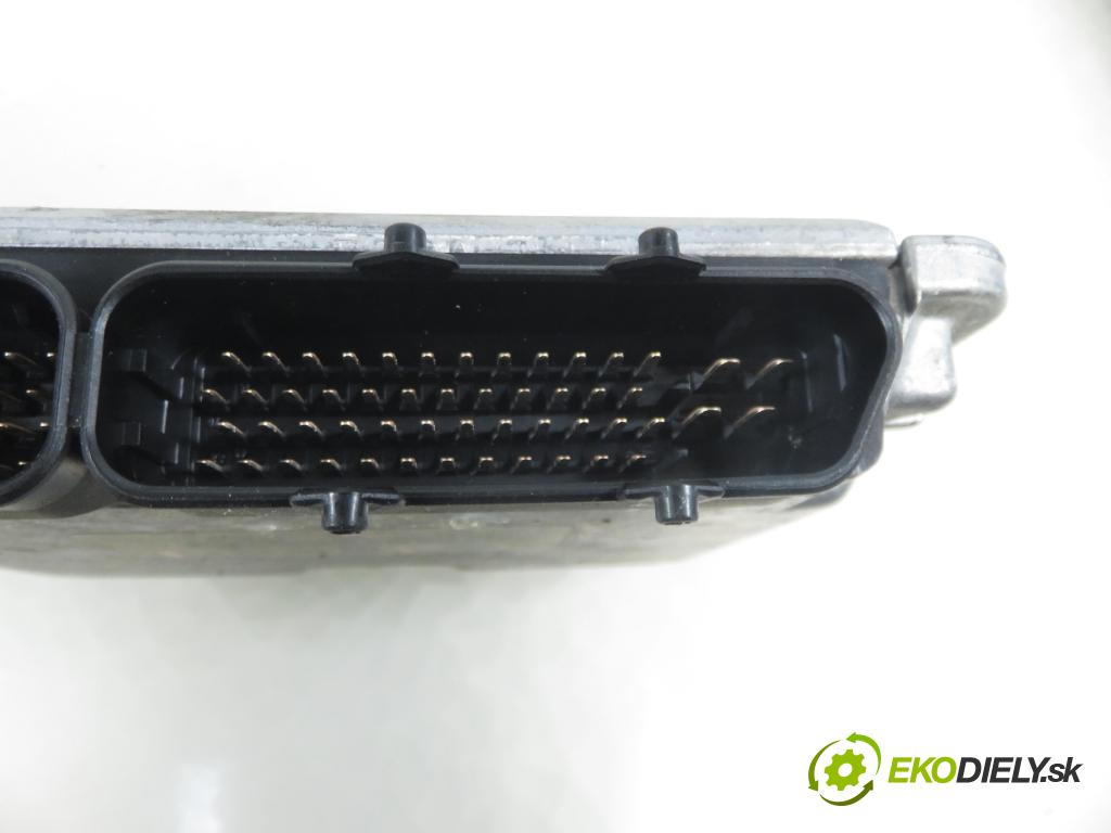 VW PASSAT B5 (3B2) SEDAN 1999 81,00 1.9 TDI 110 - AFN 1896,00 Riadiaca jednotka Motor 038906018P ; 0281001720