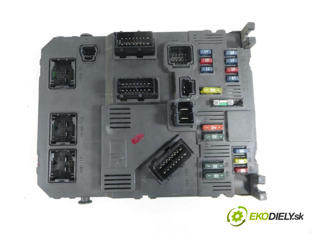 PEUGEOT 206 liftback (2A/C) HB 2003 440,00 1.1 i - HFX (TU1JP) 1124,00 MODUL BSI S118085120A ; 9649627980