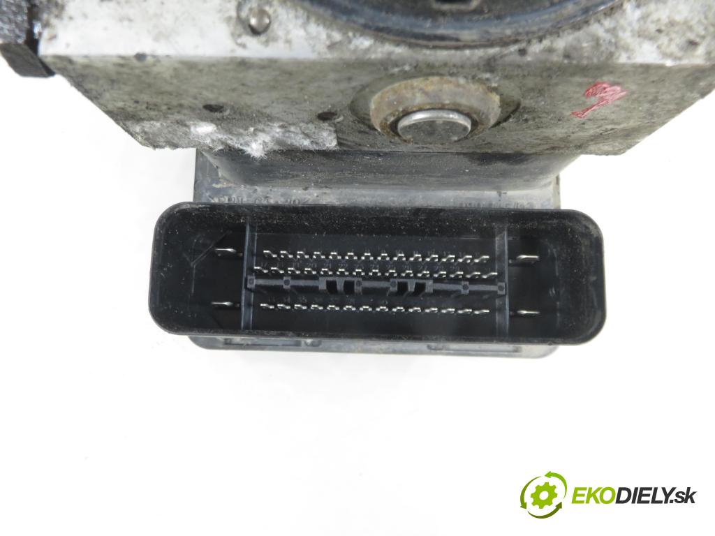 SUZUKI GRAND VITARA II (JT, TE, TD) SUV 2005 103,00 2.0 140 (JB420W) - J20A 1995,00 Pumpa ABS 06210207324 (Pumpa ABS)