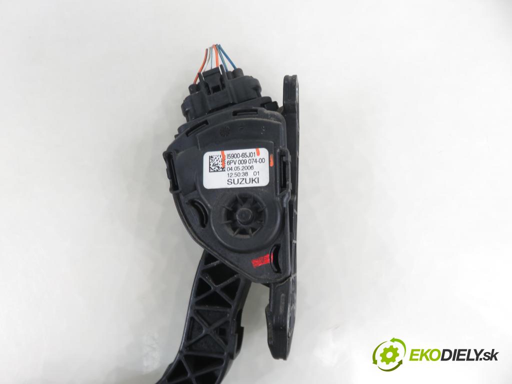 SUZUKI GRAND VITARA II (JT, TE, TD) SUV 2005 103,00 2.0 140 (JB420W) - J20A 1995,00 Potenciometer plynu 6PV00907400 ; I590065J01 (Potenciometer plynového pedálu)