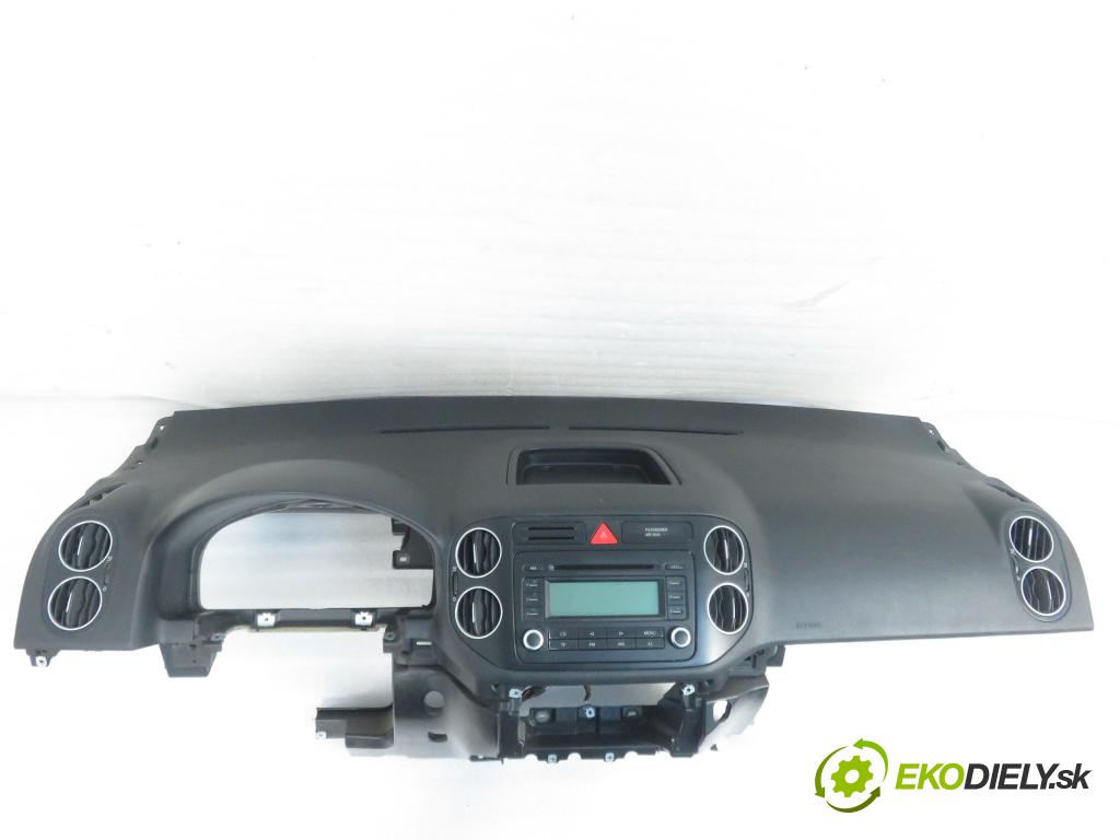 VW GOLF PLUS (5M1, 521) HB 2008 77,00 1.9 TDI - BLS 1896,00 doska