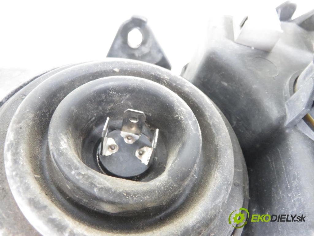 PEUGEOT 206 liftback (2A/C) HB 1999 44,00 1.1 60 - HFZ 1124,00 Svetlo PP