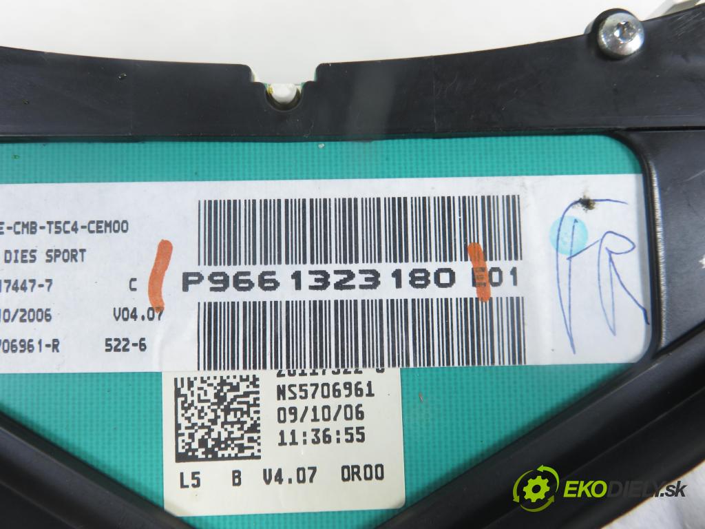 PEUGEOT 307 SW (3H) KOMBI 2006 80,00 1.6 HDI 110 - 9HZ (DV6TED4) 1560,00 Prístrojovka elektrický P9661323180