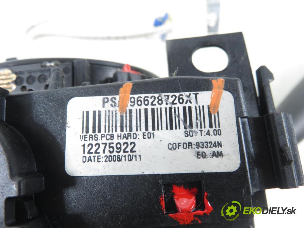 PEUGEOT 307 SW (3H) KOMBI 2006 80,00 1.6 HDI 110 - 9HZ (DV6TED4) 1560,00 páčka/prepínač 96628726XT