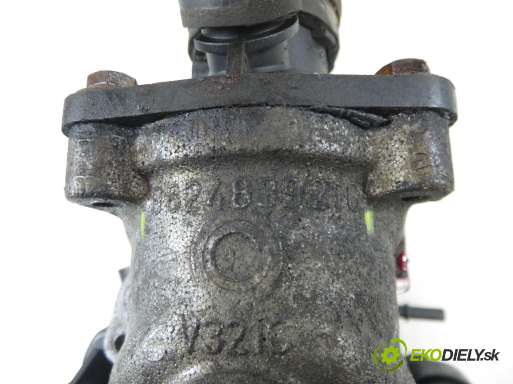 PEUGEOT PARTNER Skrzynia (5_, G_) FURGON 2004 51,00 1.9 D - WJY (DW8B) 1868,00 Obal filtra paliva 9624839210 (Obal palivového filtra)