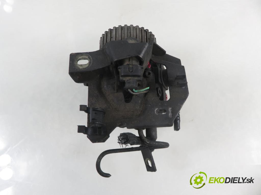 FORD FOCUS II Turnier (DA_, FFS, DS) KOMBI 2006 66,00 1.6 TDCI 90 1560,00 Pumpa vysokého tlaku 0445010102 ; 9656300380A