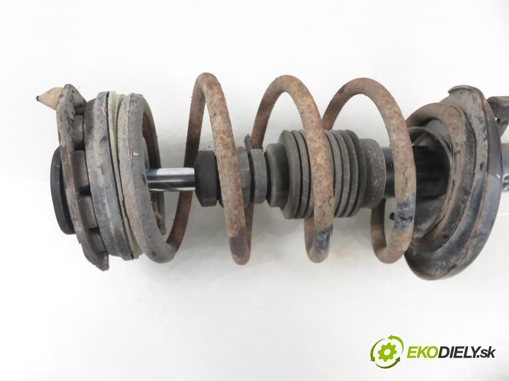 RENAULT SCENIC II (JM0/1_) MINIVAN 2004 83,00 1.6 (JM0C, JM0J, JM1B) - K4M 782 1598,00 MCPERSON PP