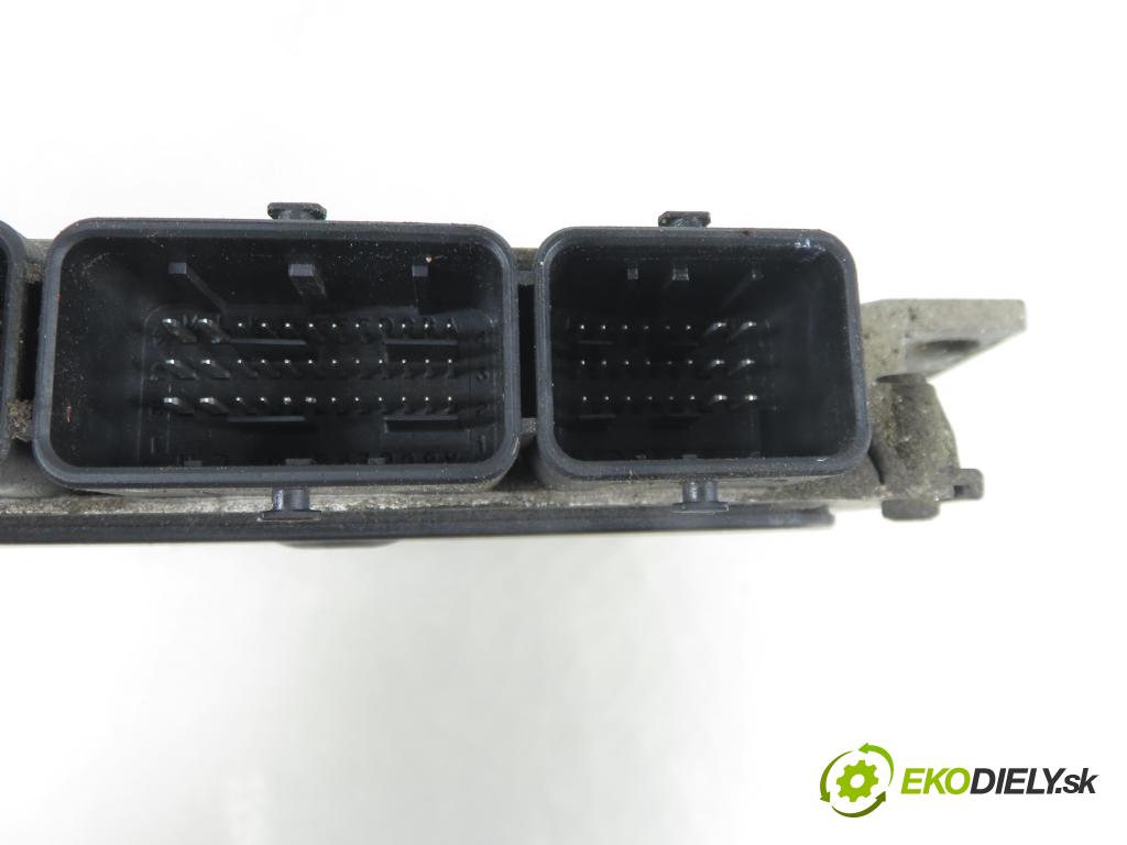 CITROEN C3 I (FC_) HB 2005 44,00 1.1 i - HFX (TU1A) 1124,00 Riadiaca jednotka Motor IAW48P272 ; HW9645989480 ; SW9655756380