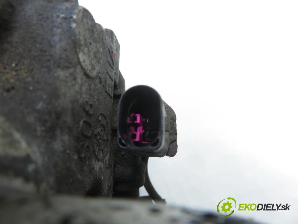 SEAT IBIZA III (6L1) HB 2007 55,00 1.4 16V - BKY 1390,00 KOMPRESOR: klimatizace 6Q0820803R (Kompresor klimatizace)