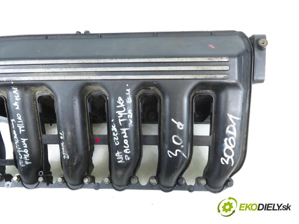 BMW 5 Touring (E39) KOMBI 2001 135,00 530 d - M57 D30 (306D1) 2926,00 Potrubie 7785554