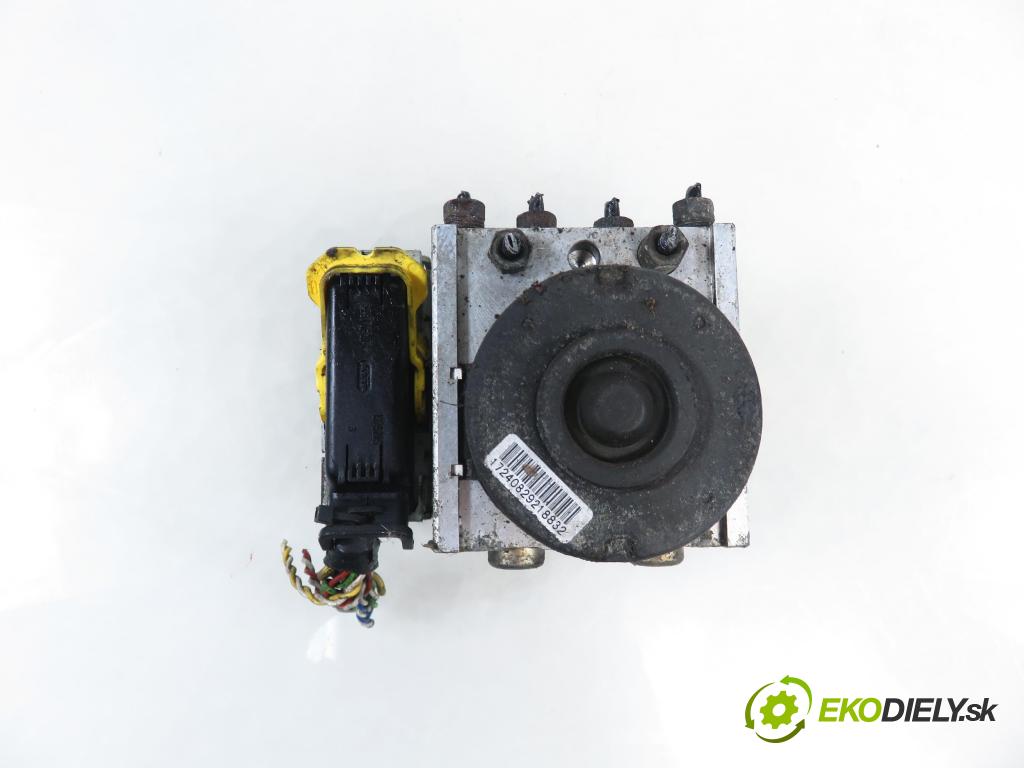 PEUGEOT 206 liftback (2A/C) HB 2003 55,00 1.4 75 - KFW 1360,00 Pumpa ABS 9652342980 ; 10020700364 (Pumpa ABS)