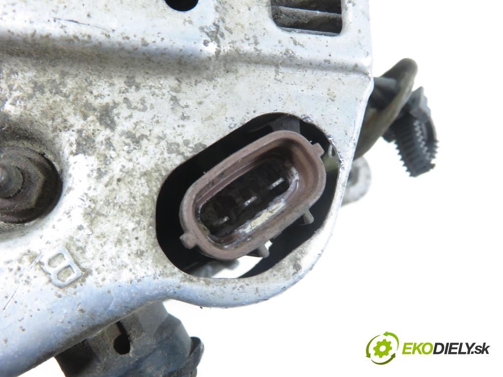 TOYOTA YARIS (_P1_) HB 2002 50,00 1.0 VVT- i 68 - 1SZ-FE 998,00 Alternátor 270600J010 (Alternátor)