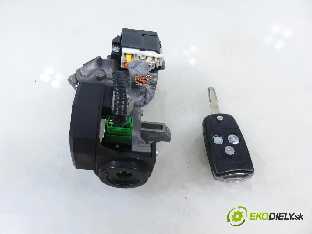 HONDA ACCORD VIII (CU) SEDAN 2009 110,00 2.2 i-DTEC (CU3) - N22B1 2199,00 spinačka 39730TL0G0 (Spínacia skrinka)