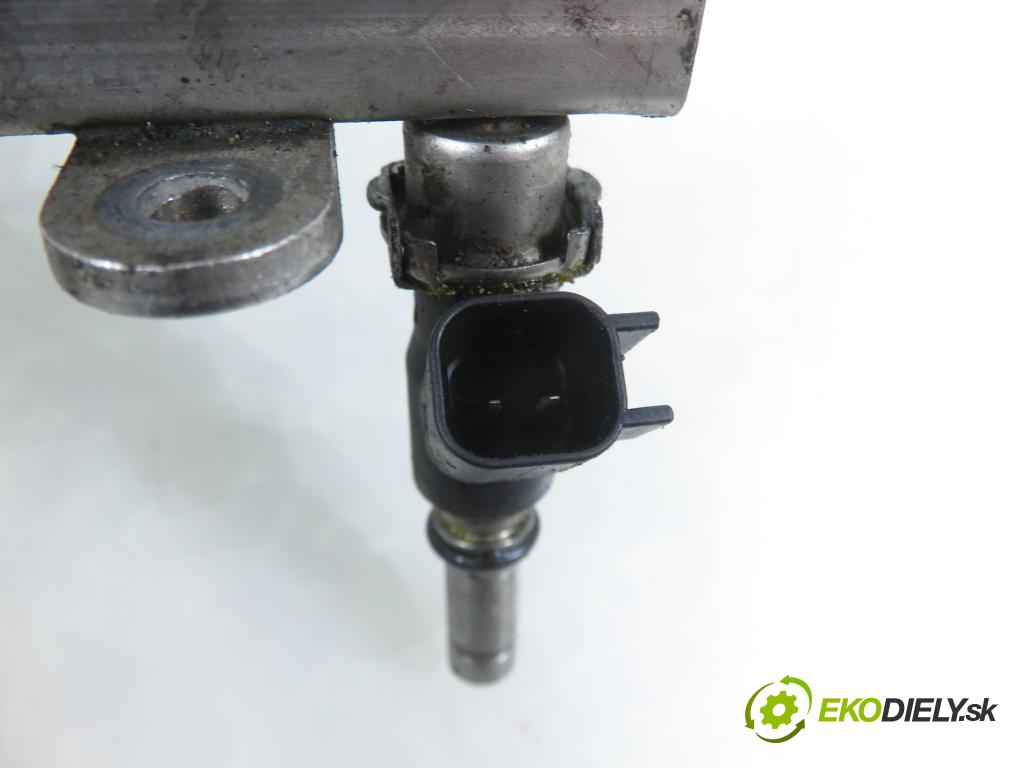 CHEVROLET AVEO / KALOS liftback (T250, T255) HB 2008 74,00 1.4 - 101  F14D4 1399,00 Lišta vstrekovacia 25380933 ; 96475741 (Vstrekovacia lišta)