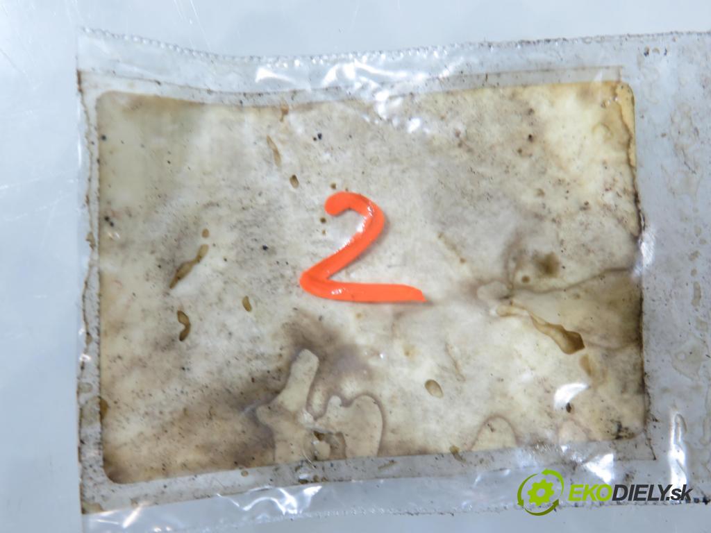 SEAT ALTEA (5P1) MINIVAN 2005 110,00 2.0 FSI - BLR 1984,00 vstrekovač 06F906036 (Vstrekovač paliva)