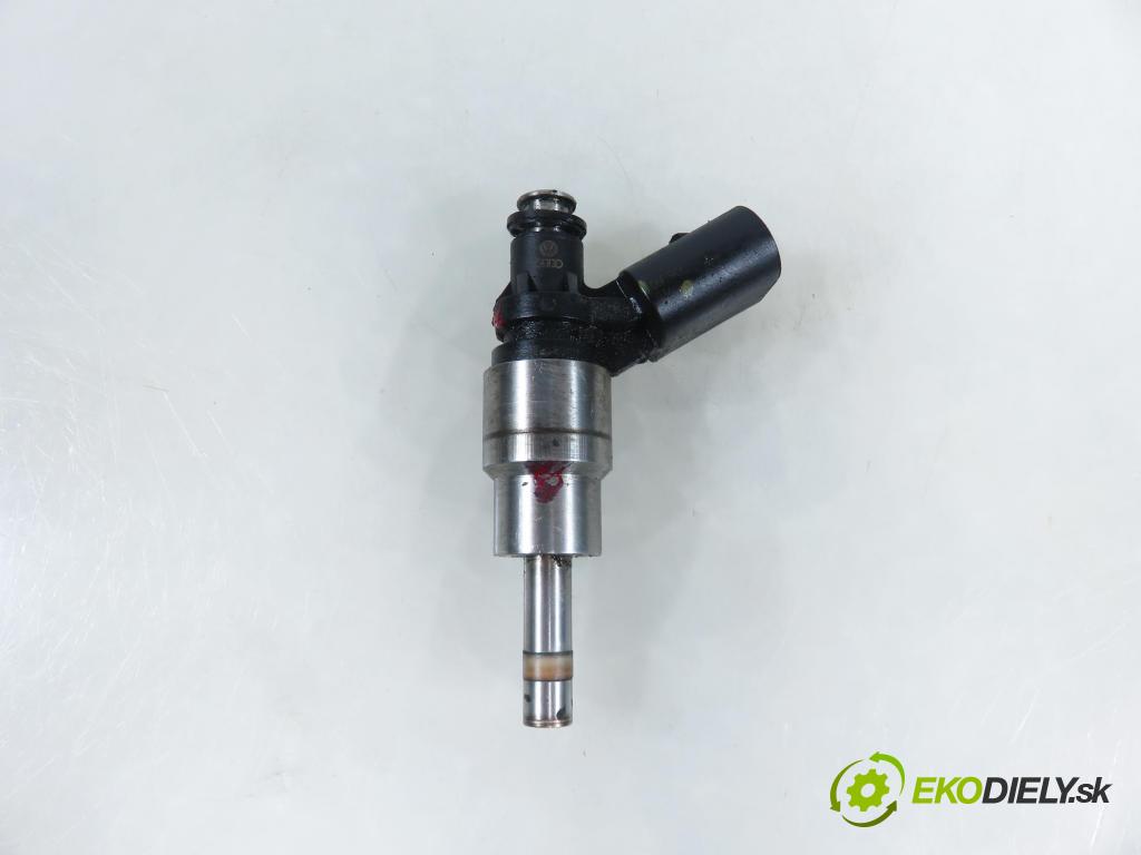 SEAT ALTEA (5P1) MINIVAN 2005 110,00 2.0 FSI - BLR 1984,00 vstrekovač 06F906036 (Vstrekovač paliva)