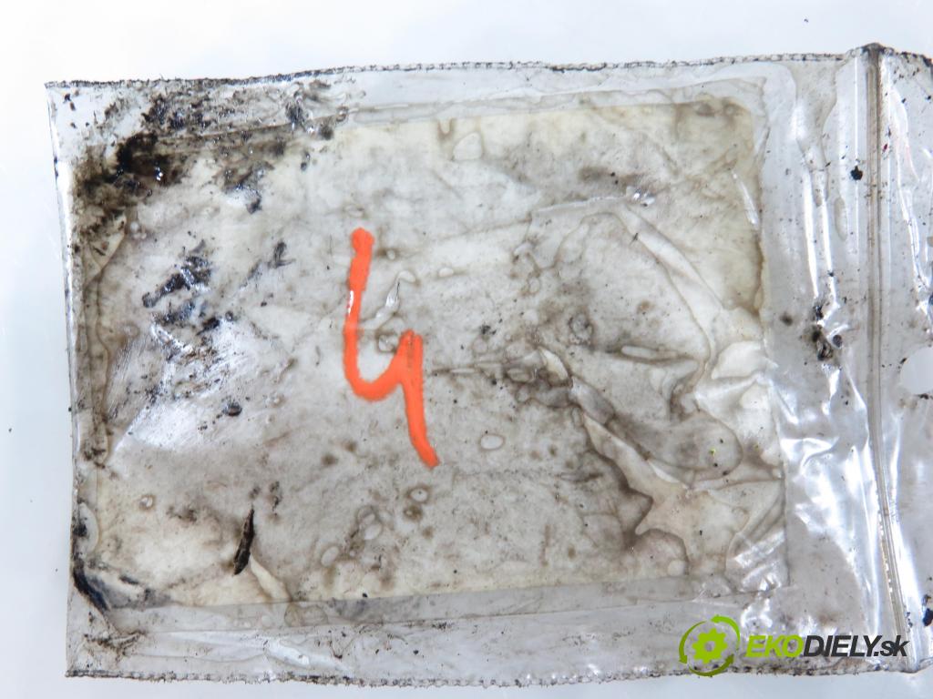 SEAT ALTEA (5P1) MINIVAN 2005 110,00 2.0 FSI - BLR 1984,00 vstrekovač 06F906036 (Vstrekovač paliva)