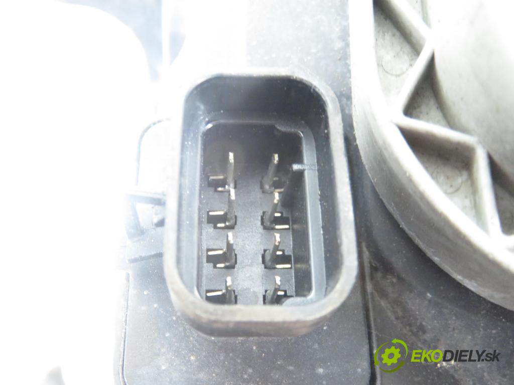 FIAT DOBLO nadwozie wielkoprzestrzenne (MPV) (119_, 223_) KOMBIVAN 2003 74,00 1.9 JTD (223AXE1A) - 223 B2.000 1910,00 Svetlo PP 46807769