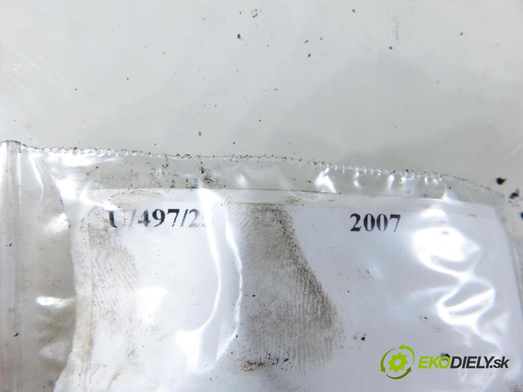 FORD MONDEO IV Turnier (BA7) KOMBI 2007 103,00 2.0 TDCi - QXBA 1997,00 KOMPRESOR: klimatizácie  (Kompresor klimatizácie)