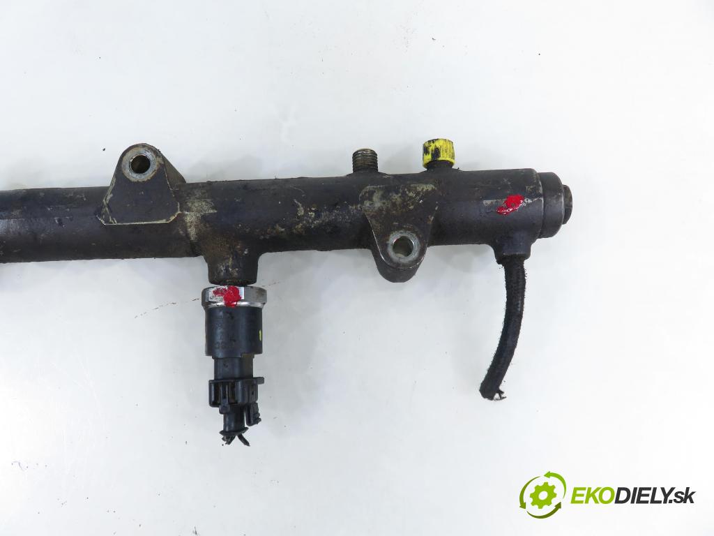 CHRYSLER VOYAGER IV (RG, RS) MINIVAN 2002 105,00 2.5 CRD 143 - ENJ 2499,00 Lišta vstrekovacia 0281002398 ; 0445214041 (Vstrekovacia lišta)