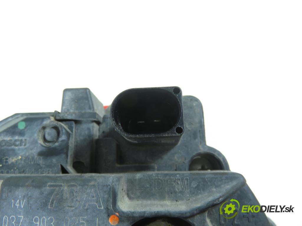 VW POLO (6N2) HB 2000 37,00 1.0 MPI 50 - AUC 999,00 Alternátor 038903025L ; 0124315005 (Alternátor)